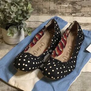 Toms Black and White Polka Dot Flats Sz 9 NWOT